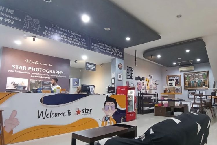 Mengabadikan Kenangan Cilacap: D'Vano Photo, Solusi Cetak Foto Berkualitas